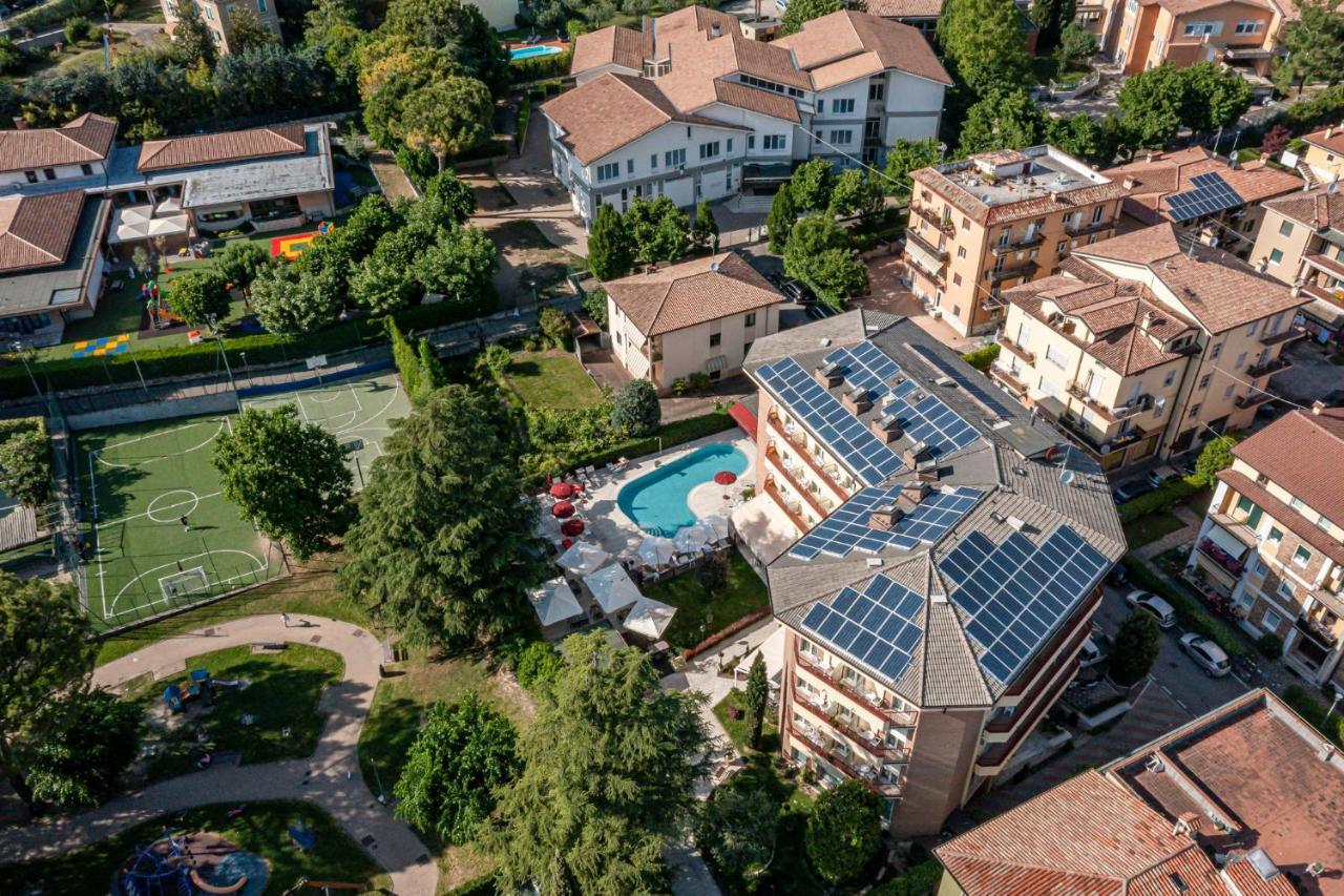 Hotel Imperial ***S Garda  Exterior photo